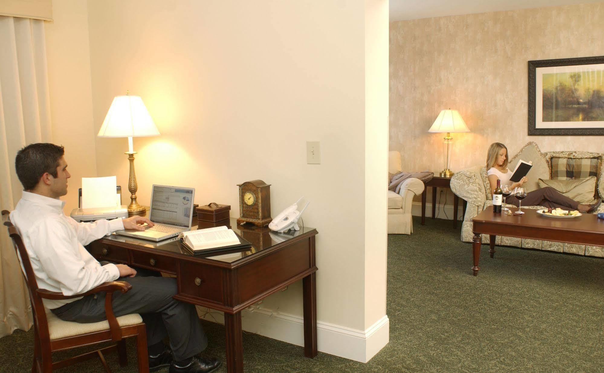 Collegian Hotel & Suites, Trademark Collection By Wyndham Syracuse Luaran gambar